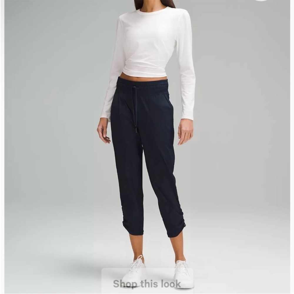 LULULEMON Dance Studio Crop 25” Black Size 8